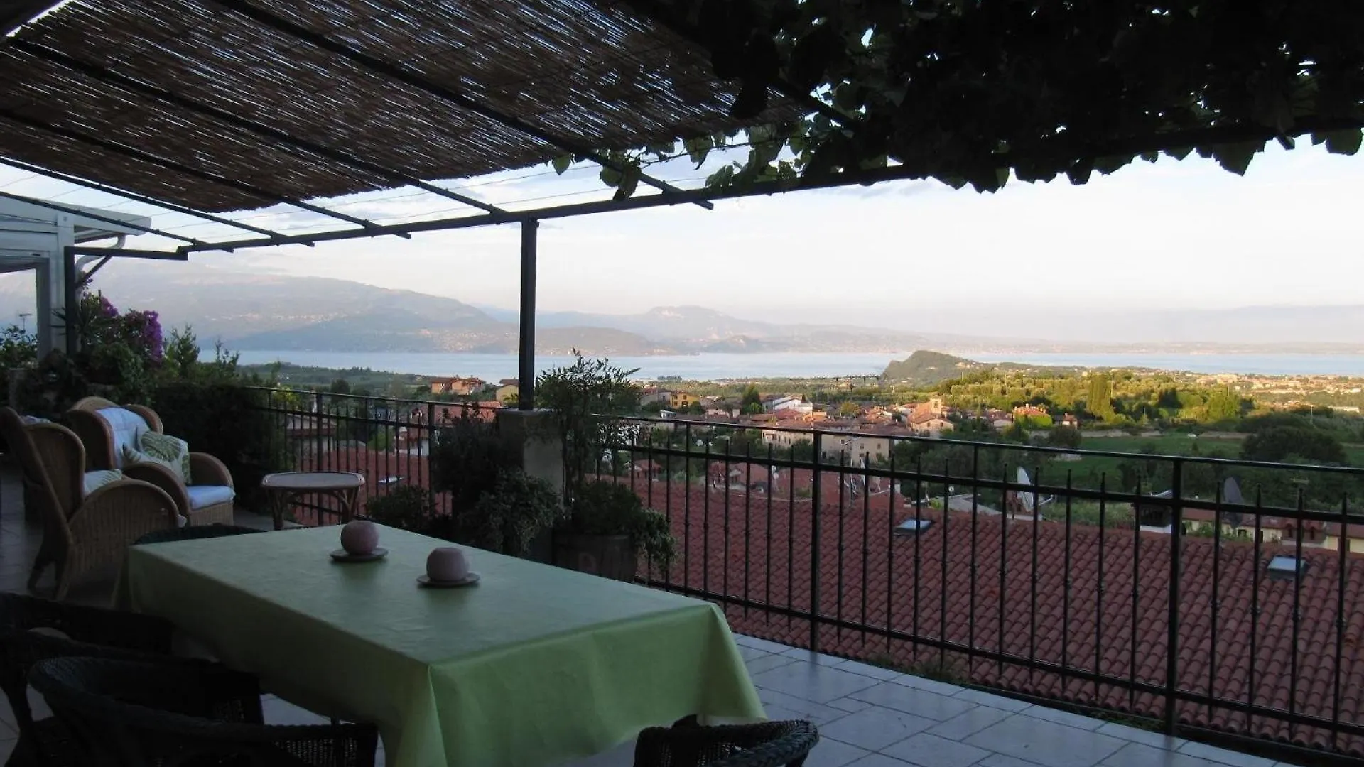 Wohnung Mit Blick Auf Den Gardasee Castello  Apartment