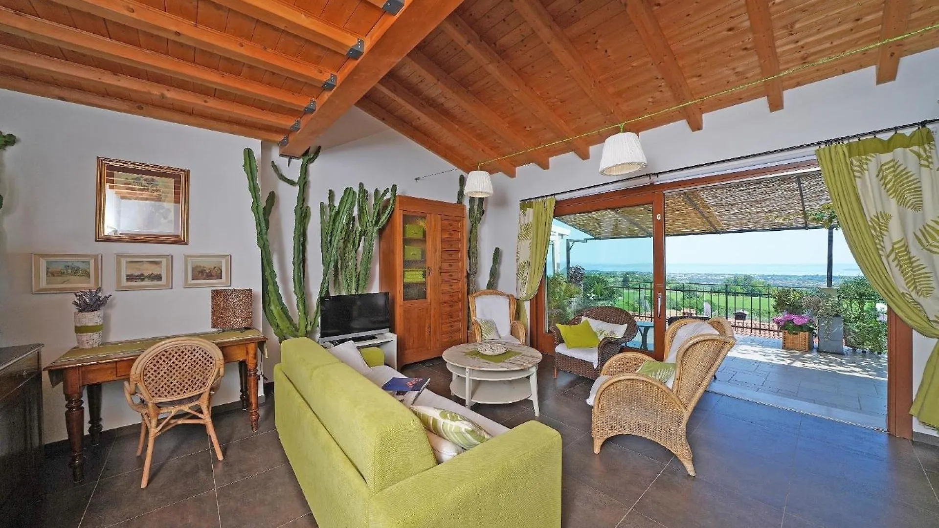Wohnung Mit Blick Auf Den Gardasee Castello  Castello (Brescia)